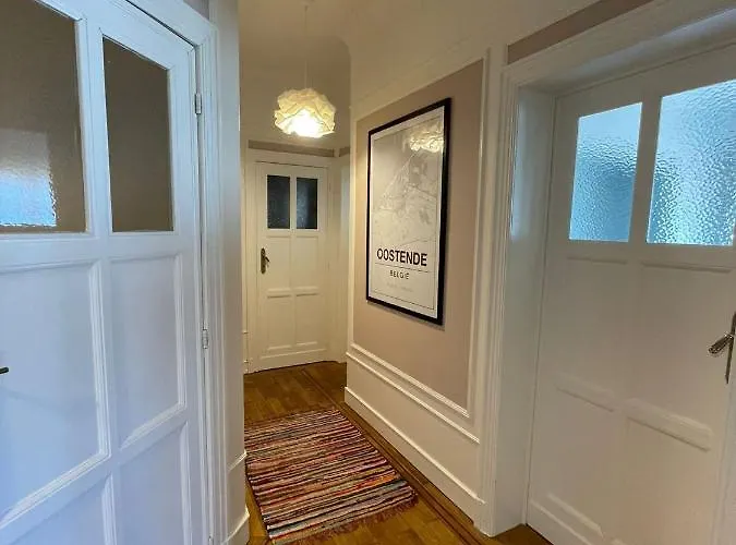 Uniek Op De Zeedijk Met Parking