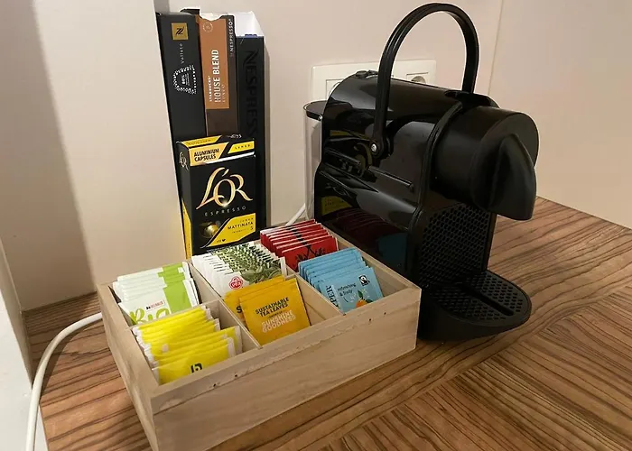 Uniek Op De Zeedijk Met Parking